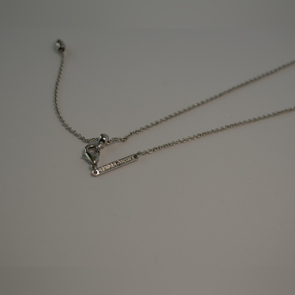 Kendra Scott: Elisa Open Frame Crystal Pendant - Picture 10 of 13